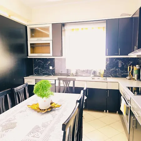 Xhemi's Home&garden Hébergement de vacances Saranda
